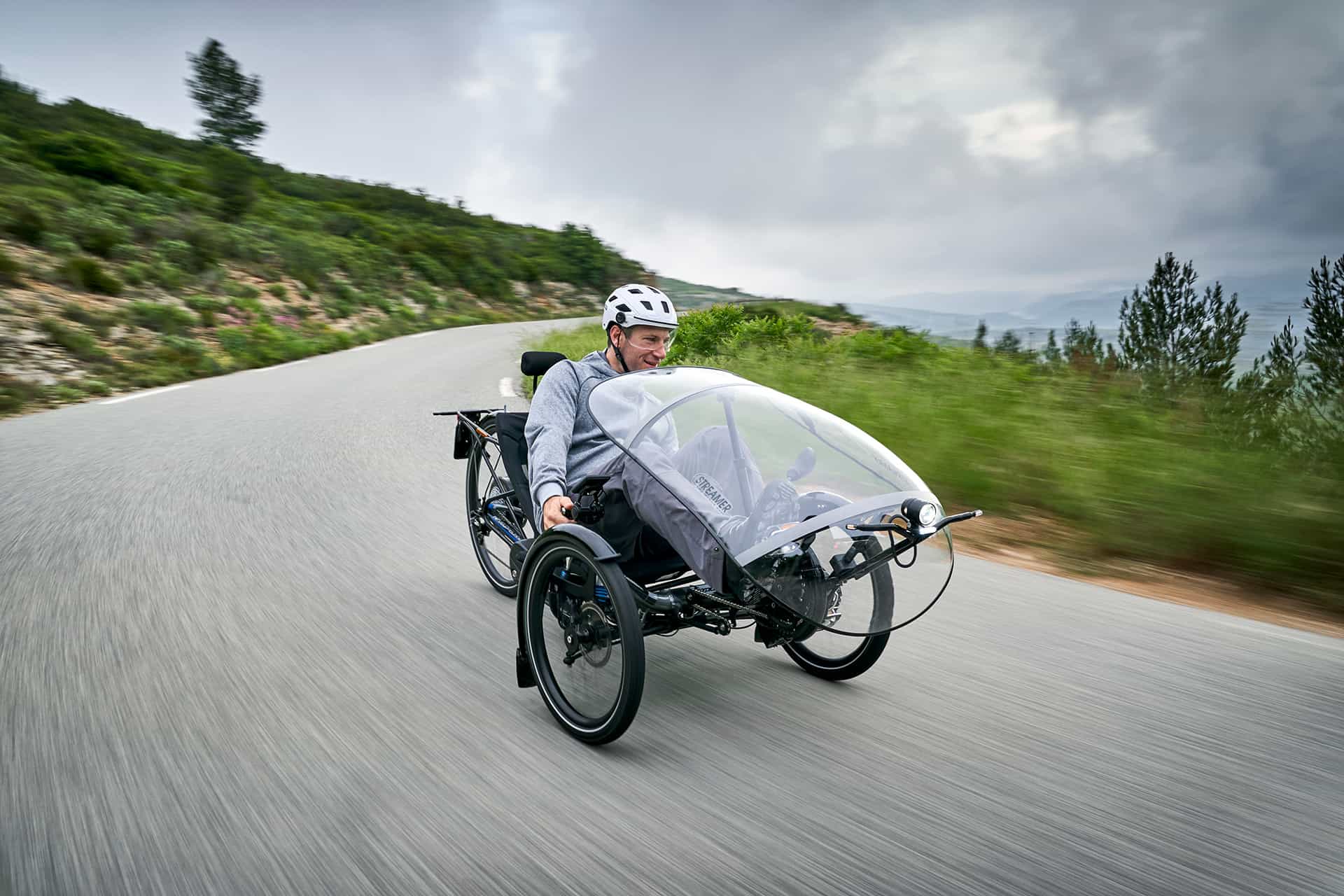 three wheel electric bike with motor scorpion fs 26 s-pedelec
