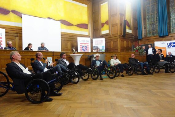 HP Velotechnik Podium Diskussion Zukunft Fahrrad Hessisches Wirtschaftsministerium