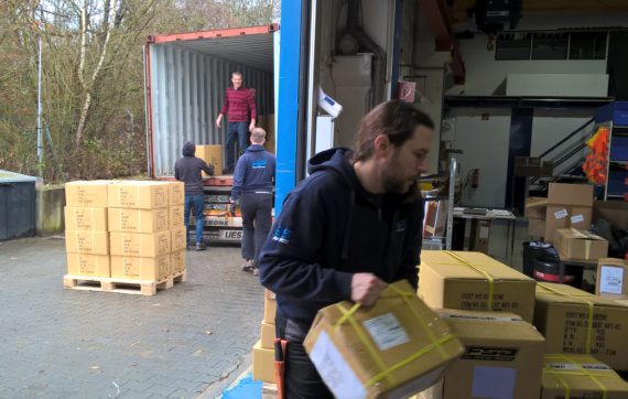Warenanlieferung Fahrradteile HP Velotechnik
